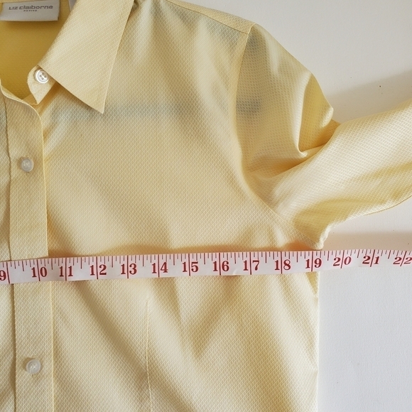 LIZ Claiborne Spring Yellow No Iron 100%  Cotton Shirt Petite 8 - Picture 7 of 13